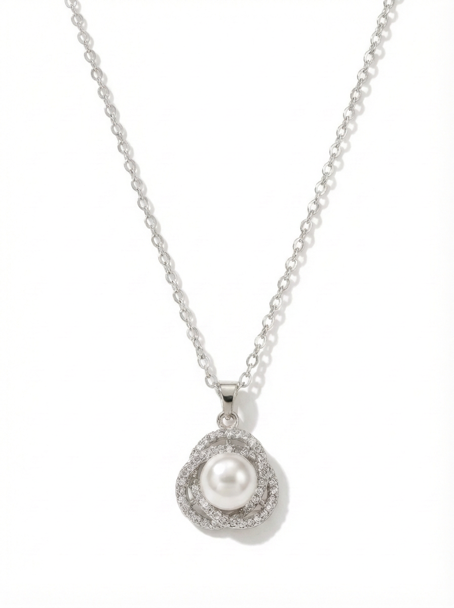 Éclat Double Halo Pearl Pendant Necklace